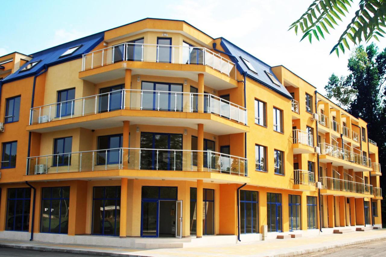 פרימורסקו Solei Apartments מראה חיצוני תמונה
