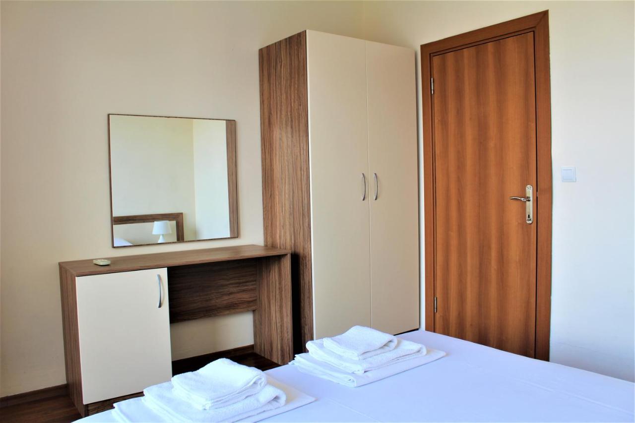 פרימורסקו Solei Apartments מראה חיצוני תמונה