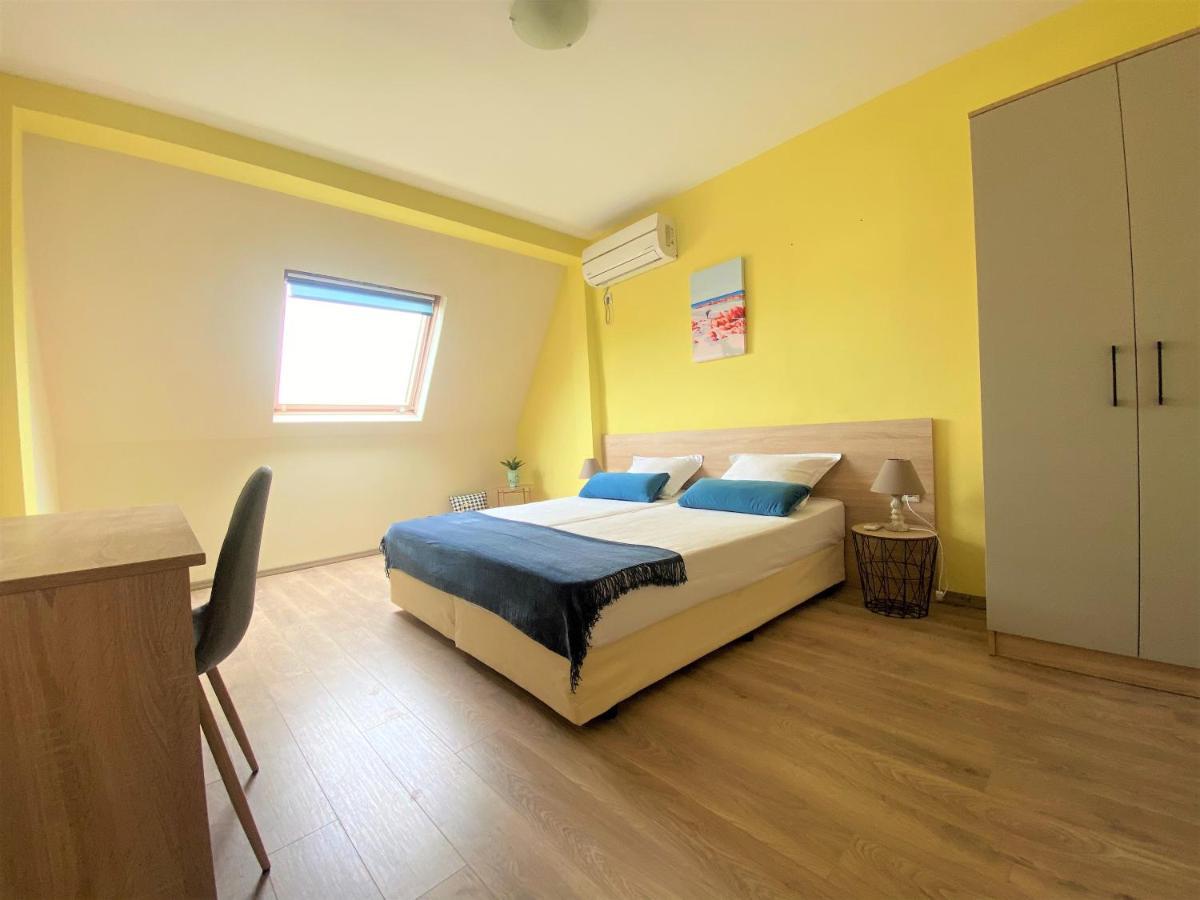 פרימורסקו Solei Apartments מראה חיצוני תמונה