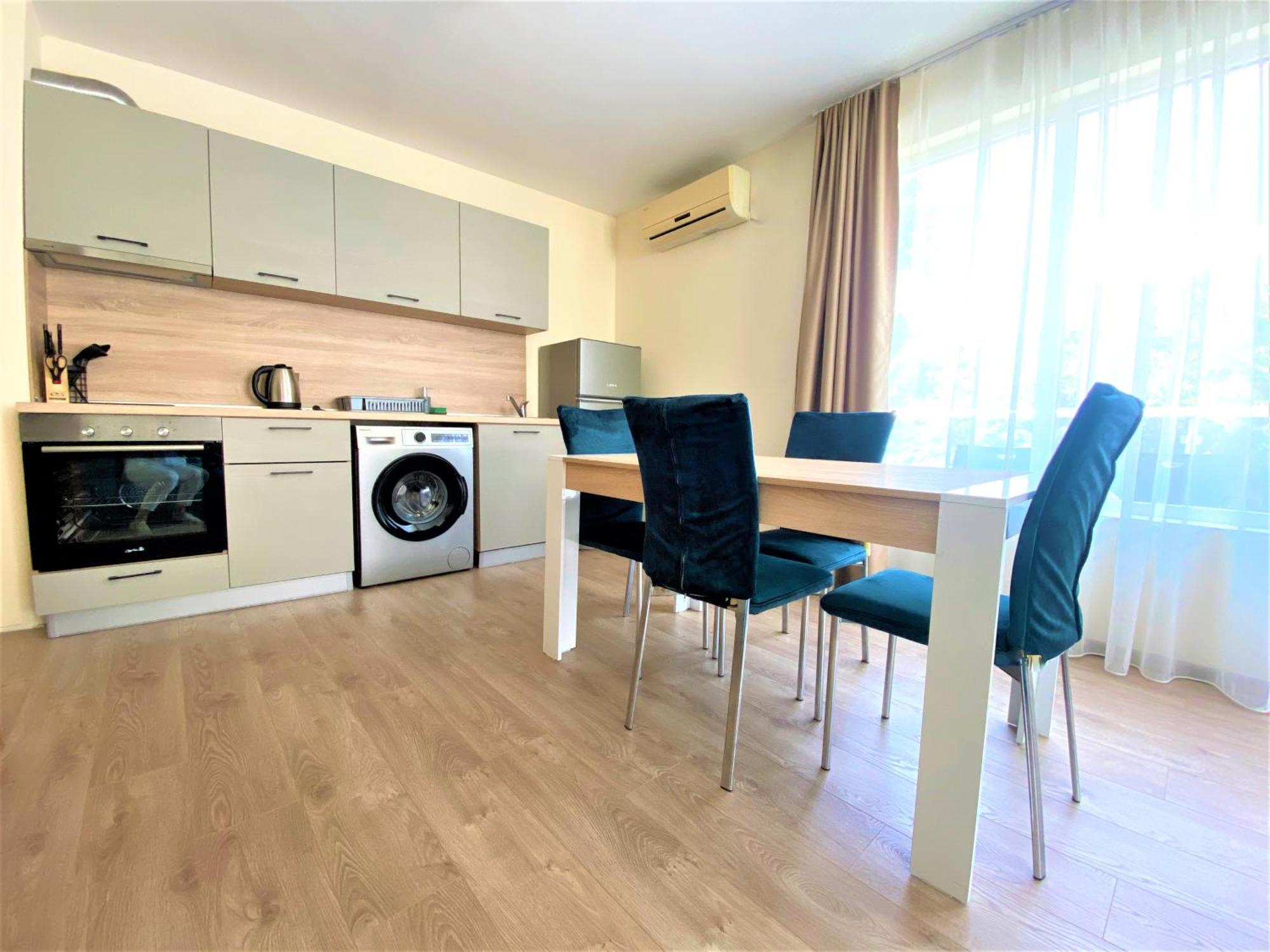 פרימורסקו Solei Apartments מראה חיצוני תמונה